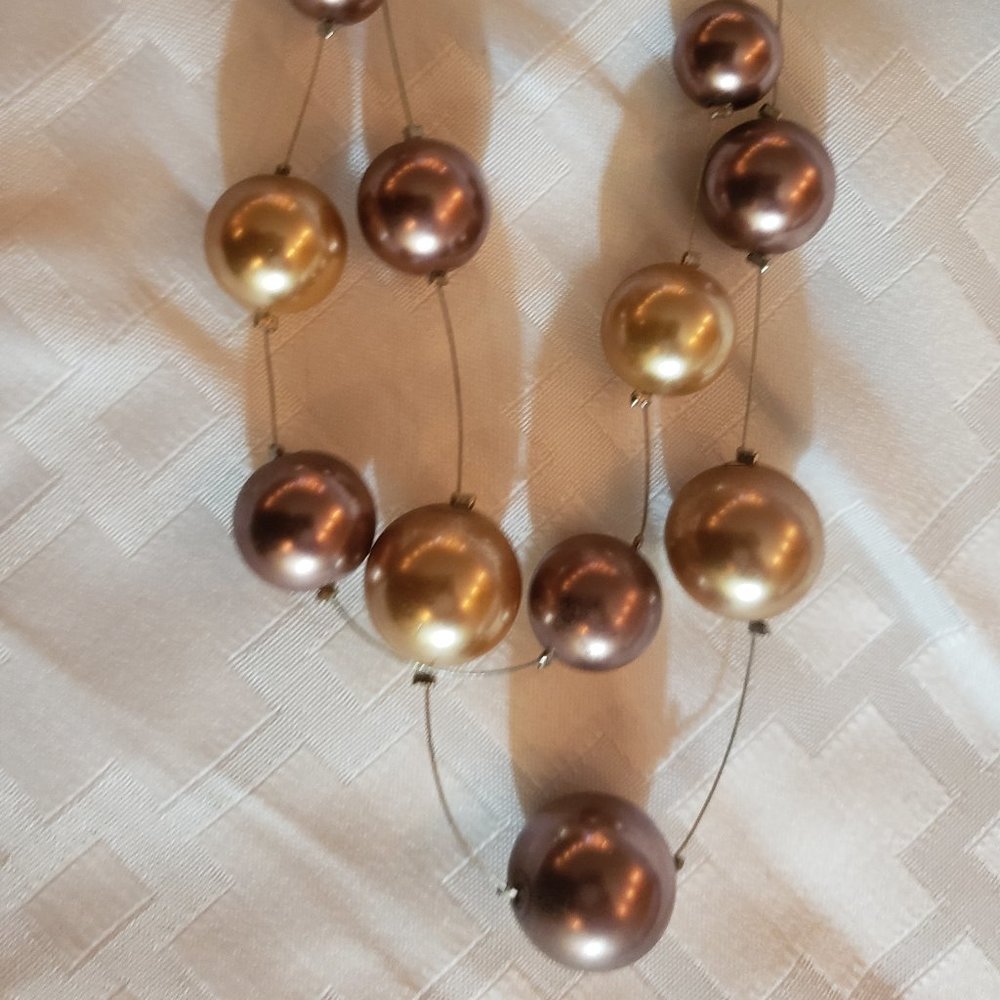 (SOLD) Mocha and Gold Faux Pearl Necklace 8 Inches